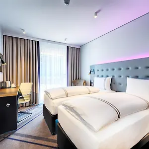 3* فندق أزيموت
